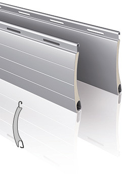 AluminiumprofilAluline 14 x 52auch als als Reflektor-Rollladenprofil mit wärmereflektierender Beschichtung erhältlich. Die raumseitige Reflektorbeschichtung dieser speziellen Profile spiegelt bei geschlossenem Rollladen den größten Teil der auftreffenden Wärmestrahlung einfach in den Raum zurück.