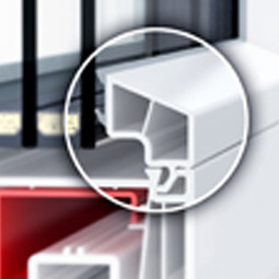 Zwei Glasleistenkonturen als optisches Gestaltungsmittel Zwei Glasleistenkonturen als optisches Gestaltungsmittel