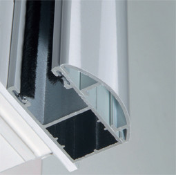 Aluminium-Rundabdeckung für Rollladenschienen von Vorbau-Rundelementen Aluminium-Rundabdeckung für Rollladenschienen von Vorbau-Rundelementen